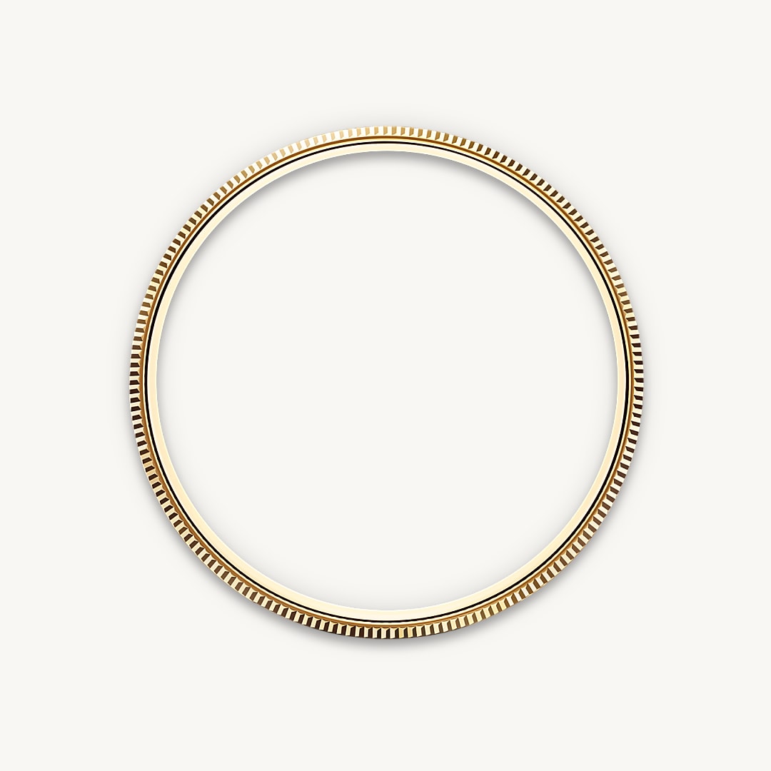 Bombeli ve yivli detaylı çerçeve